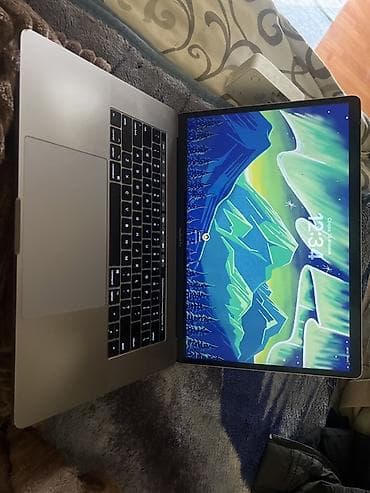 windows mobile: MacBook Pro 15" (2016) - Экран 15.4", Retina - Процессор: 4‑ядерный — 2