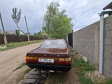 Audi 100: 1990 г., Механика, Бензин, Седан — 6