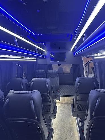 концертные колонки: Пассажирский микроавтобус/минибас с премиальной отделкой салона.на — 1