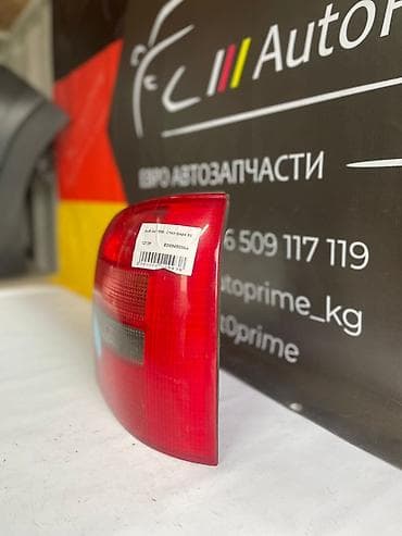 saka diska: Задний правый стоп-сигнал Audi 1998 г., Б/у, Оригинал, Германия — 5