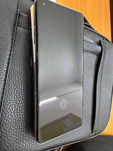 oneplus 9 pro: OnePlus 10 Pro, Б/у, 512 ГБ, цвет - Белый — 2