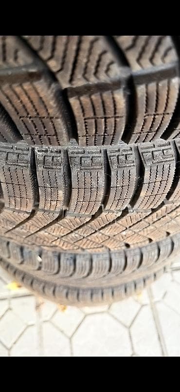 1030: Шины 255 / 50 / R 20, Зима, Б/у, Комплект, Легковые, Pirelli — 2