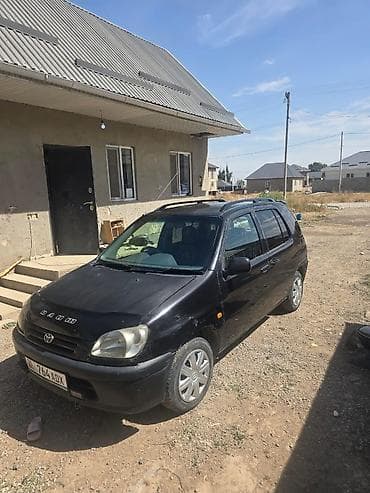 Toyota Raum: 1999 г., 1.5 л, Автомат, Бензин, Хэтчбэк