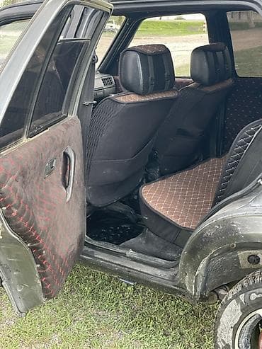 e34 4 4: Volkswagen Golf: 1989 г., 1.8 л, Ручные, Газ, Хэтчбэк — 1