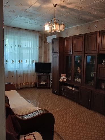 2 комнаты, 49 м², 105 серия, 1 этаж, Старый ремонт
