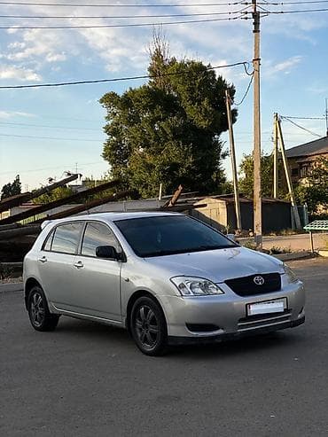 Toyota Corolla: 2003 г., 1.6 л, Автомат, Бензин, Хэтчбэк