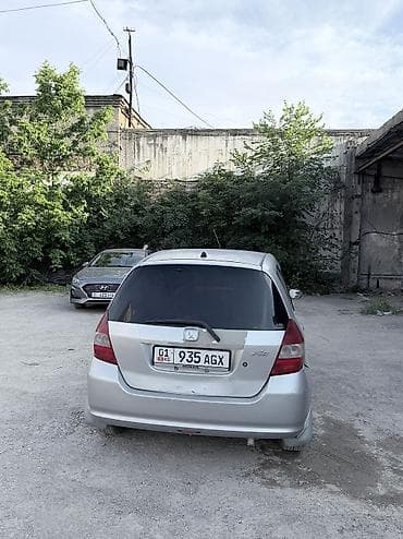 rf 2: Honda Fit: 2002 г., 1.3 л, Вариатор, Бензин, Хэтчбэк — 3