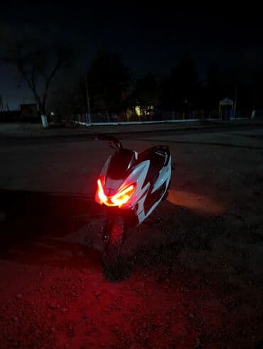 синий byd: Скутер/мопед городского класса, белый, с агрессивной светодиодной — 8