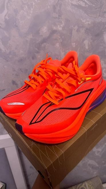 платье на вечер: Кроссовки для бега Li-Ning Feidian Challenge (Racing Shoes) - Модель — 1