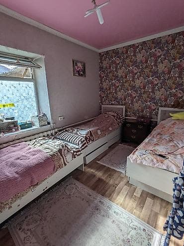 балыкчы комнаты: Продается уютный и небольшой дом. Просторный дом с крытым навесом и — 7