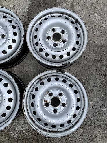разболтовка 5 130: Железные Диски R 15 Volkswagen, Комплект, отверстий - 5, Б/у — 3