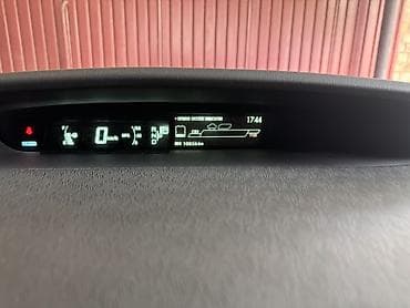 e2 byd: Toyota Prius: 2012 г., 1.8 л, Автомат, Гибрид, Хэтчбэк — 2