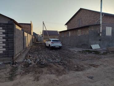 Дом, 200 м², 6 комнат, Собственник, Косметический ремонт at lalafo.kg Дом, 200 м², 6 комнат, Собственник, Косметический ремонт