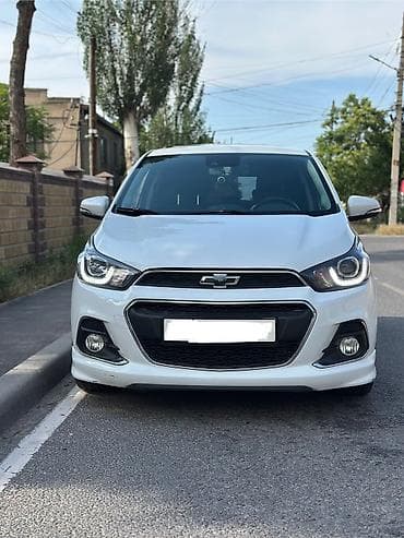 шевро: Chevrolet Spark: 2017 г., 1 л, Вариатор, Бензин, Хэтчбэк — 2