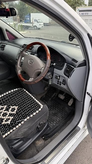 вокси ноах: Toyota Ipsum: 2004 г., 2.4 л, Автомат, Газ, Минивэн — 7