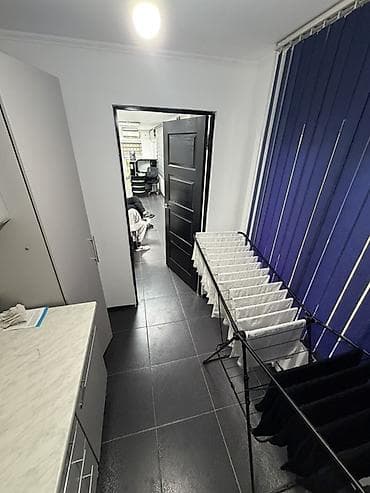 аренда под салон: Сдаю мини комнату для мастера маникюра, бровей, эпиляция, депиляция. И — 1