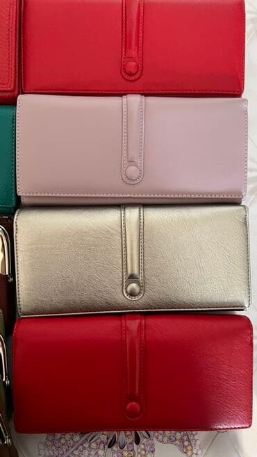 женский кошелек с двумя молниями: Кожаные женские кошельки. Особенности: - Компактный формат с клапаном — 14