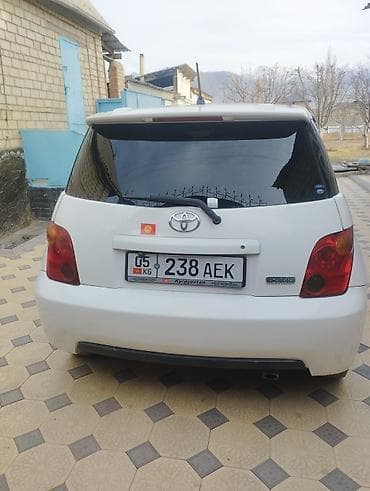 sprinter 315: Toyota Ist: 2002 г., 1.5 л, Автомат, Бензин, Хэтчбэк — 2