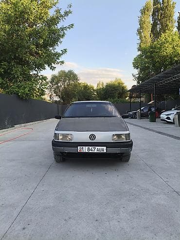 Транспорт: Volkswagen Passat: 1989 г., 1.8 л, Механика, Газ, Седан — 1