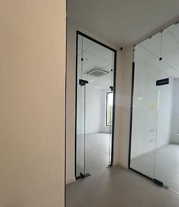 red center: Бутик, 83 м², Без ремонта, Не действующий, Без оборудования — 3