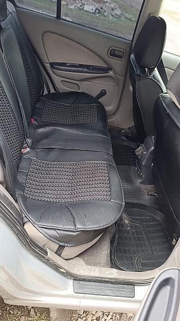 oldsmobile bravada: Nissan Almera: 2001 г., 1.5 л, Механика, Бензин, Хэтчбэк — 8