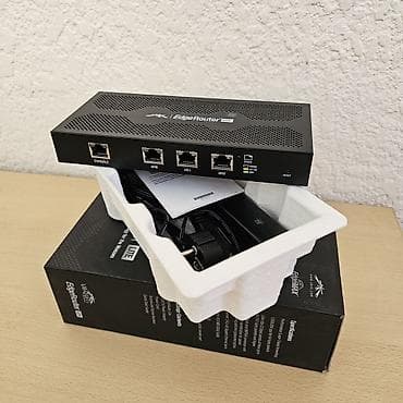 UBIQUITI EdgeRouter Lite В наличии 2шт Б/У в идеальном рабочем at lalafo.kg UBIQUITI EdgeRouter Lite В наличии 2шт Б/У в идеальном рабочем