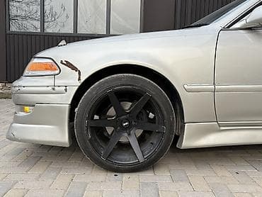 накладки на глушитель: Литые Диски R 18 Toyota, Комплект, отверстий - 5, Б/у — 3