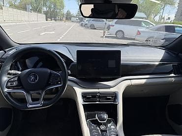 haval h9: BYD Song Plus: 2022 г., Гибрид, Кроссовер — 4