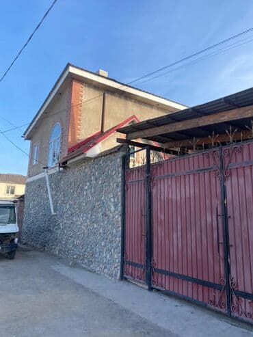 аренда комнаты в коммунальной квартире: 30 м², С мебелью — 9