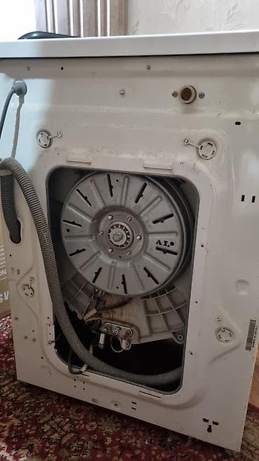 шланг для слива стиральной машины: Стиральная машина LG Direct Drive, загрузка 5 кг. Модель на панели — 3