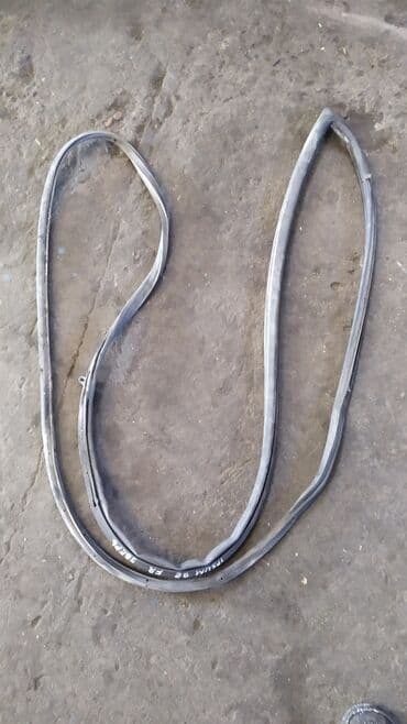 губа на ваз: Toyota Ipsum уплотнительная резинка, Toyota Ipsum уплотнитель двери — 1