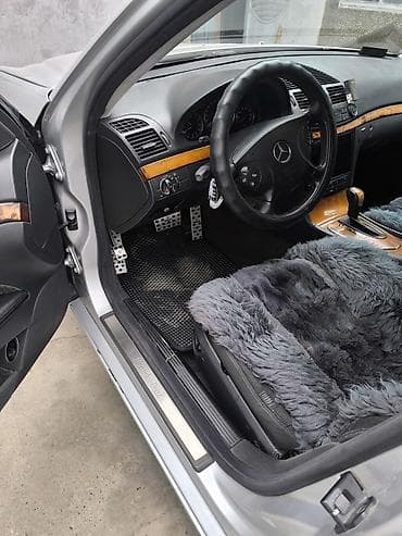 211 салон: Mercedes-Benz E-Class: 2003 г., 3.2 л, Типтроник, Бензин, Седан — 10