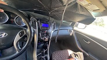 hundai i40: Hyundai i30: 2016 г., 1.6 л, Механика, Бензин, Универсал — 8
