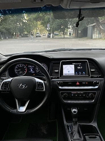 бак на поджеро 2: Hyundai Sonata: 2018 г., 2 л, Автомат, Газ, Седан — 8