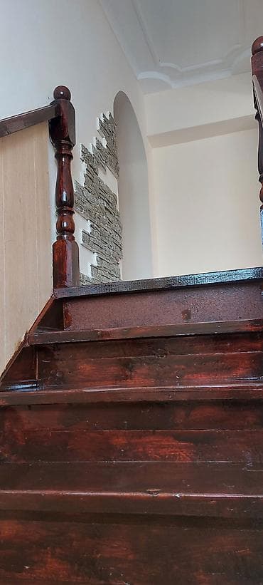 сдаю дом аламедин 1: Просторный жилой дом с мансардой Планировка и помещения: - Большая — 1