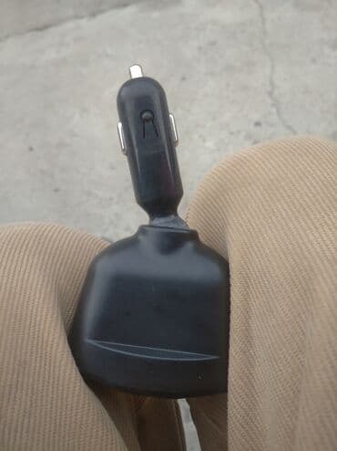 механическая клавиатуры: Автомобильный разветвитель прикуривателя с USB-зарядкой - — 3