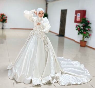 свадебное платье в стиле прованс: Свадебное платье, Со шлейфом, Атлас, Пышное, Кружево, Б/у — 30