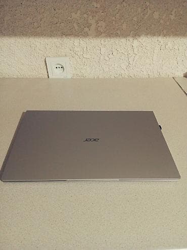 flip 4: Ноутбук Acer, тонкий серебристый ультрабук. Ключевые особенности: - — 1