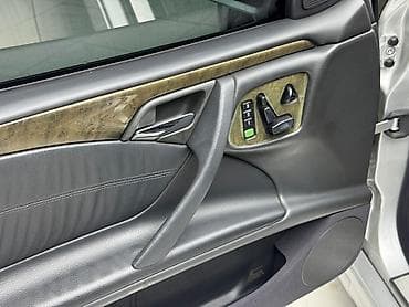 гур на мерс: Mercedes-Benz E-класс AMG: 2002 г., 4.3 л, Автомат, Бензин, Седан — 10
