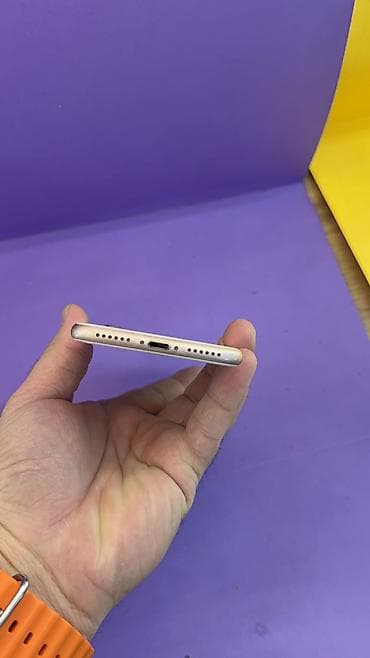 обмен на x: IPhone 8, Б/у, 64 ГБ, 100 % — 9