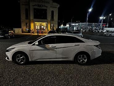 byd e3: Hyundai Avante: 2021 г., 1.6 л — 7