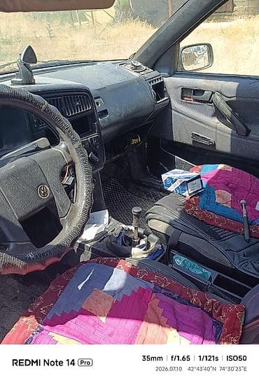 Транспорт: Volkswagen Passat: 1990 г., 1.8 л, Механика, Бензин — 3