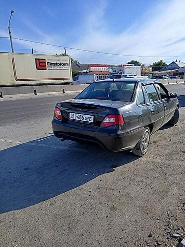 Daewoo Nexia: 2010 г., 1.5 л, Кол менен иштөөчү, Бензин, Седан — 4