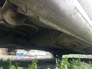 Унаа сатуу: Volkswagen Golf: 1994 г., 1.8 л, Кол менен иштөөчү, Бензин, Хетчбек — 8