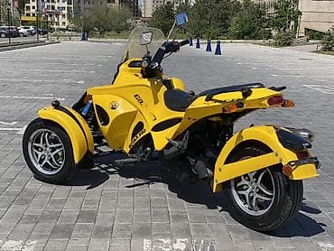продам мот: Трицикл (3-колёсный мотоцикл) спортивного типа, ярко‑жёлтый. 2022 Год — 4