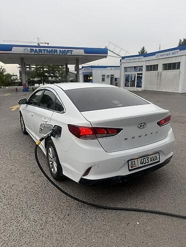 model y: Hyundai Sonata: 2020 г., 2 л, Автомат, Газ, Седан — 4