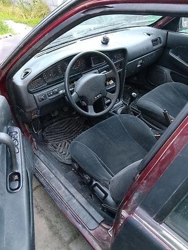 голф б 3: Nissan : 1989 г., 3 л, Механика, Бензин, Седан — 7
