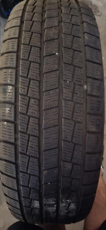 шина 22570 r16: Зимняя шина 225/70 R16 - Размер: 225/70R16 (указано на боковине). - — 1