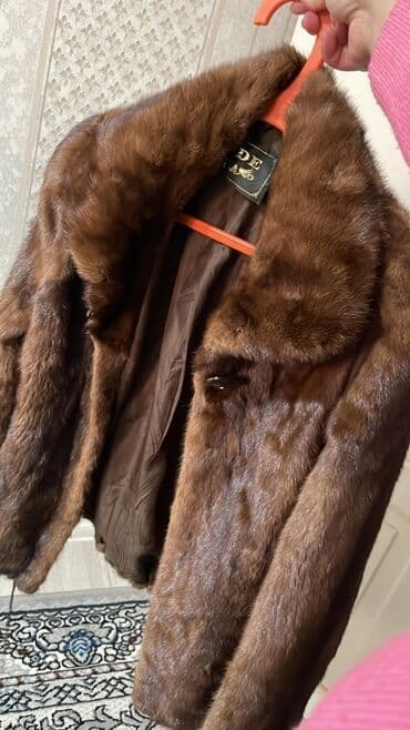 женская одежда оптом дордой: Шуба из натурального меха норки, короткая (полушубок), классического — 1