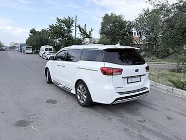 kia karneval: Kia Carnival: 2017 г., 2.2 л, Автомат, Дизель, Минивэн — 4
